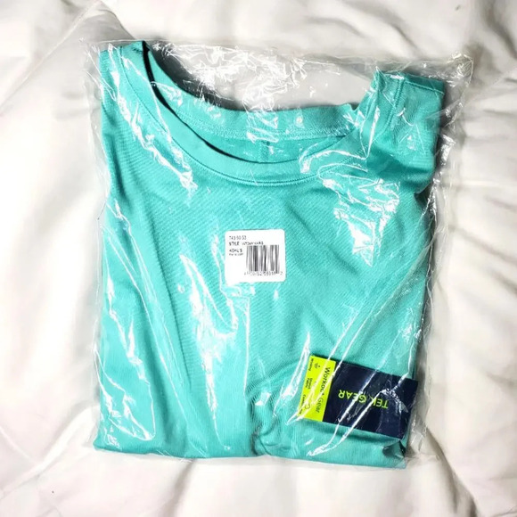 NWT Tek Gear Women's Ruffle Cutout Crop Tee Size XL Shy Green - Picture 12 of 15
